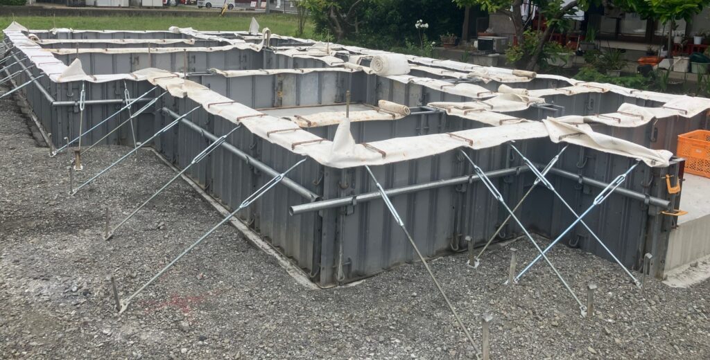 基礎工事