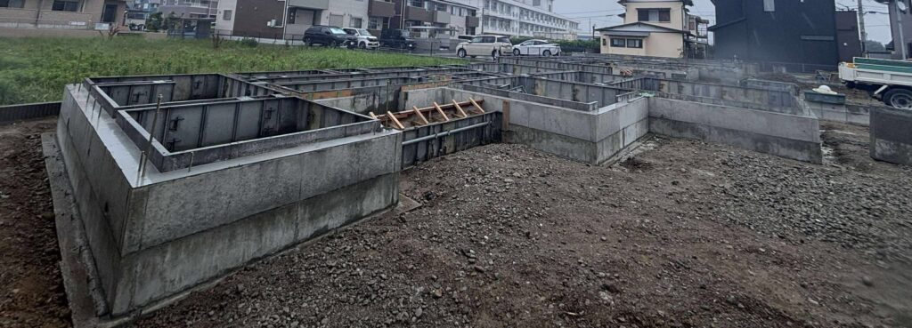 基礎工事